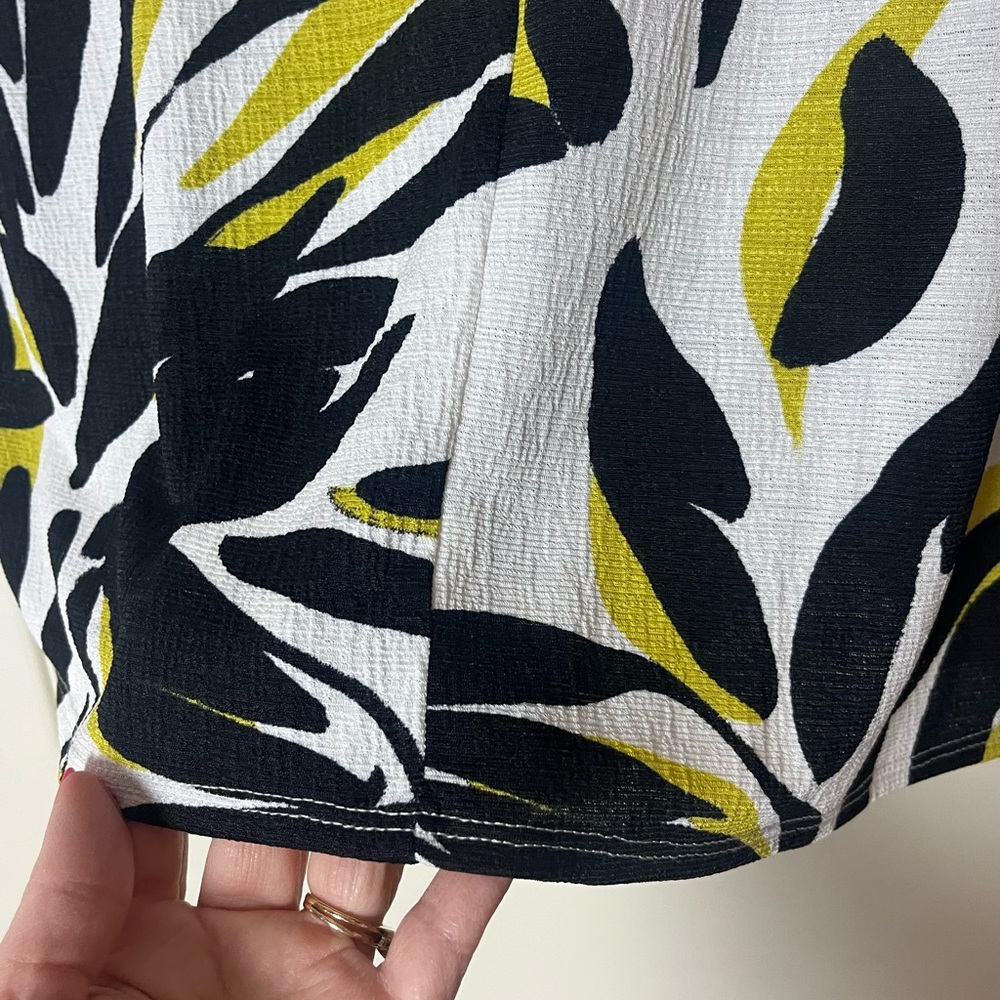 Fred David Stylish Black and Lime Short Sleeve Women's Blouse Size XL - Picture 5 of 16
